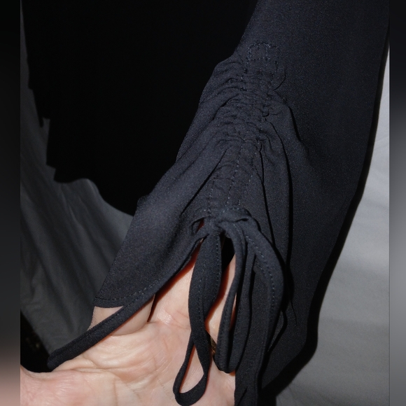 Worthington Woman's Blouse w/Zipper - Picture 3 of 4